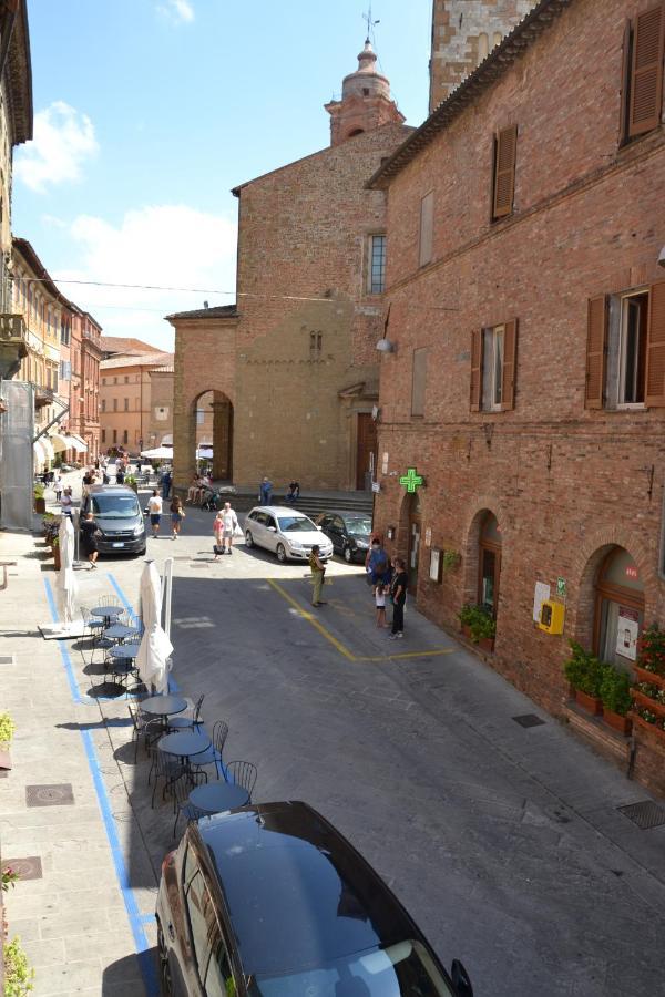 Palazzo Bufalari Appartamento In Centro Storico Città della Pieve Exterior foto